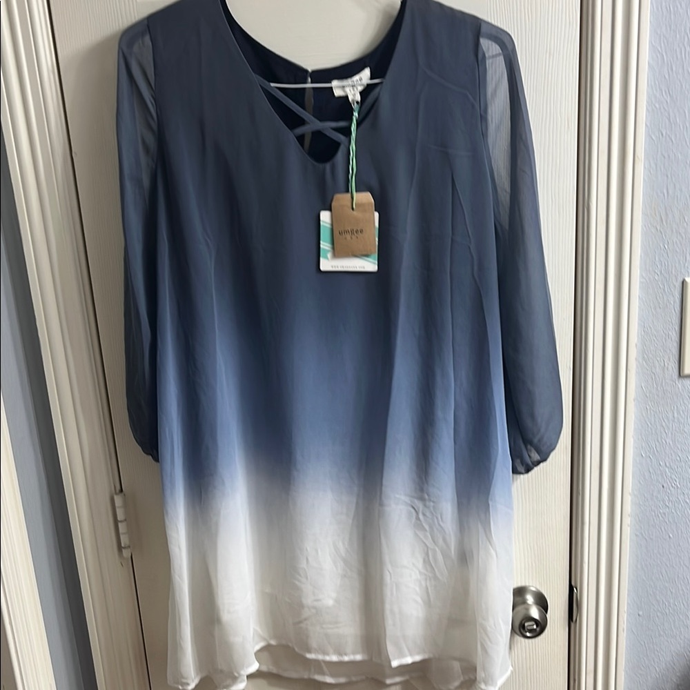 NWT Umgee Blue and White Top